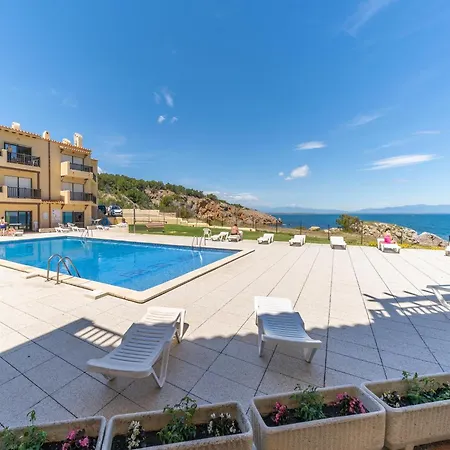 Apartment Near Illa Mateua